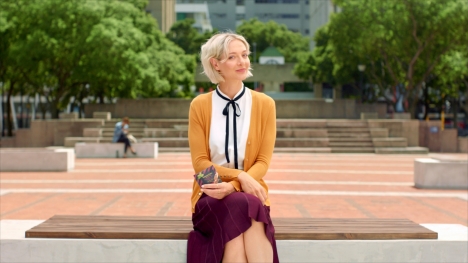 CFP Brands pusht die Sub-Brand Fisherman's Friend Chocolate Mint mit neuer TV-Kampagne - Szene aus dem neuen TV-Spot für Fisherman's Friend Chocolate Mint - Foto: CFP Brands